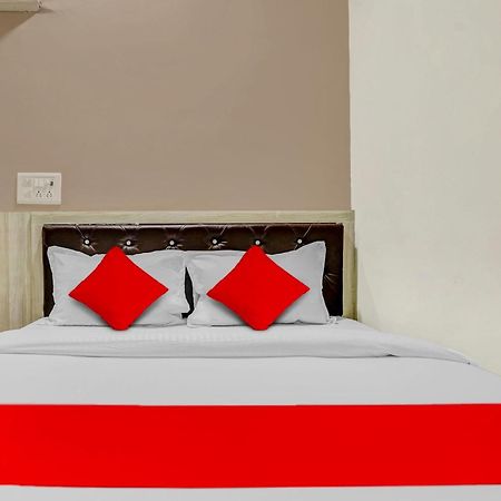 Hotel O Relax Palace Mumbai Exterior foto